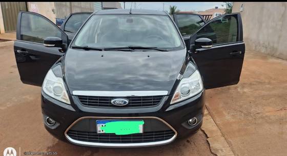 FORD FOCUS 2.0 TITANIUM SEDAN 16V FLEX 4P AUTOMÁTICO